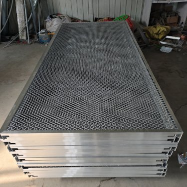 1係鋁闆18×30m孔鋁闆網